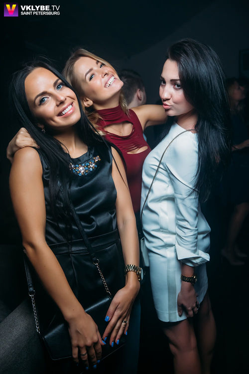 Club instagram. Санта Барбара клуб. Ночной клуб Санта Барбара Санкт-Петербург. Санта в клубе. Клуб Санта Барбара девочки.